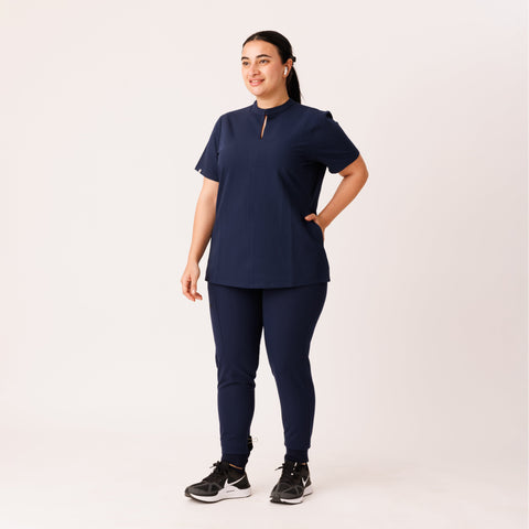 Halo Two Pocket Top Navy